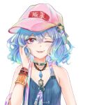  1girl alternate_costume bare_arms bare_shoulders baseball_cap blue_hair blue_tank_top breasts chinese_commentary cleavage commentary_request diamond_necklace eyelashes fangs grey_choker hair_between_eyes hand_in_own_hair hat light_blush looking_at_viewer medium_hair mioda_xi one_eye_closed open_mouth pink_headwear red_eyes remilia_scarlet simple_background small_breasts smile solo straight-on tank_top touhou upper_body watermark wavy_hair weibo_logo weibo_username white_background wrist_cuffs 