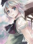  blue_eyes closed_mouth face konpaku_youmu looking_back mizuta_kenji short_hair silver_hair smile solo touhou upper_body 