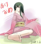  2008 akeome arm_support bangs bare_shoulders barefoot blush copyright_request dated feet floral_print foreshortening green_eyes green_hair grin happy_new_year japanese_clothes kimono long_hair looking_at_viewer new_year obi off_shoulder on_floor sash sidelocks sitting sketch smile soles solo takenaka_hideo tatami wide_sleeves 