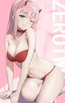  1girl absurdres alternate_hairstyle bare_shoulders bikini breasts character_name choker cleavage closed_mouth collarbone darling_in_the_franxx green_eyes hasu_no_shiro high_ponytail highres horns large_breasts leaning_to_the_side looking_at_viewer navel one_eye_closed pink_background pink_hair red_bikini red_choker red_horns sidelocks sitting smile solo stomach swimsuit thighs zero_two_(darling_in_the_franxx) zoom_layer 