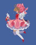  1girl antenna_hair blonde_hair blue_background bow cardcaptor_sakura closed_mouth commentary dress english_commentary full_body gloves kinomoto_sakura nohollyno pink_dress red_bow short_hair smile solo thighhighs white_gloves white_thighhighs white_wings wings 