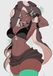  1girl alternate_legwear armpits black_choker black_gloves black_shorts breasts cephalopod_eyes choker cleavage colored_skin commentary crop_top dark-skinned_female dark_skin english_commentary fingerless_gloves gloves green_eyes headphones highres large_breasts long_hair marina_(splatoon) midriff mole mole_under_mouth multicolored_hair navel navel_piercing piercing pink_pupils short_shorts shorts simple_background skindentation smile solo splatoon_(series) stomach tentacle_hair thighhighs thighs unzipped usa37107692 very_dark_skin wide_hips zipper zipper_pull_tab 