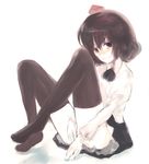  ass bangs blush hat head_tilt leg_hug looking_at_viewer nokishita reclining shameimaru_aya shirt short_hair simple_background sitting skirt solo thighhighs tokin_hat touhou 