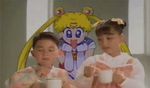  *_* animated animated_gif bishoujo_senshi_sailor_moon child commercial food fourth_wall gif heart japan lowres magical_girl photo real sailor_moon spoon stars_in_eyes sweatdrop tsukino_usagi what 