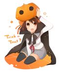  brown_eyes brown_hair cape halloween jack-o'-lantern kinokosuke kita_high_school_uniform pumpkin pumpkin_hat school_uniform serafuku short_hair solo suzumiya_haruhi suzumiya_haruhi_no_yuuutsu thighhighs trick_or_treat 