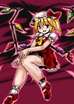  ascot blonde_hair bow flandre_scarlet hat lilish red_eyes short_hair smile solo touhou wings 