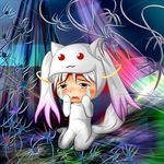  androgynous bug highres kneeling kyubey mahou_shoujo_madoka_magica multicolored_hair personification pink_hair red_eyes sad saihamaru solo spider tail tears twintails white_hair 
