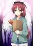  :t apple food fruit holding holding_food holding_fruit inui_nagi mahou_shoujo_madoka_magica red_eyes red_hair sakura_kyouko shorts solo 