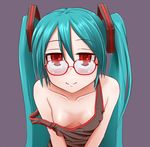  aqua_hair bespectacled blush breasts downblouse glasses hatsune_miku kocchi_muite_baby_(vocaloid) long_hair n2m3 project_diva_(series) project_diva_2nd red_eyes simple_background small_breasts smile solo strap_slip twintails vocaloid 