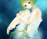  bad_id bad_pixiv_id bare_shoulders barefoot bow breasts bubble dress feet green_eyes green_hair gumi highres jewelry leg_hug nail_polish necklace nemutagari pearl short_hair sideboob sleeveless small_breasts solo striped underwater vocaloid white_dress 
