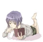  bangs barefoot book brown_eyes casual drink grey_hair lowres lying nagato_yuki on_stomach otori666 short_hair sipping solo suzumiya_haruhi_no_yuuutsu 