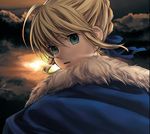  artoria_pendragon_(all) bad_id bad_pixiv_id blonde_hair coat fate/stay_night fate_(series) fur_trim green_eyes hair_ribbon momo_(gomenne) open_mouth ribbon saber solo sunset 