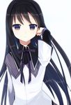  akemi_homura bad_id bad_pixiv_id black_hair black_hairband blue_eyes expressionless hair_flip hairband highres kurasawa_moko long_hair looking_at_viewer mahou_shoujo_madoka_magica school_uniform solo upper_body 