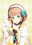  bad_id bad_pixiv_id bow braid brown_hair choker coat flower green_eyes hair_flower hair_ornament hair_ribbon hairband hand_on_hip jewelry leia_rolando ma_na_roo ribbon short_hair shorts smile solo tales_of_(series) tales_of_xillia 