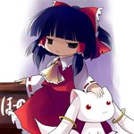  :3 ascot blue_hair bow chibi detached_sleeves hair_bow hair_tubes hakurei_reimu highres kyubey mahou_shoujo_madoka_magica purple_eyes red_eyes touhou yume_shokunin 