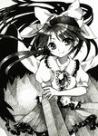  arm_cannon arm_hug bow greyscale hair_bow long_hair looking_at_viewer monochrome reiuji_utsuho smile solo touhou very_long_hair weapon wings yutsuka_(amyucca) 