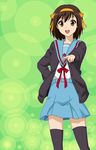  brown_eyes brown_hair cardigan hair_ribbon hairband kita_high_school_uniform nenige_wars orange_hairband ribbon school_uniform serafuku short_hair solo suzumiya_haruhi suzumiya_haruhi_no_yuuutsu thighhighs 