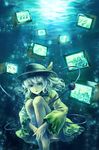  bad_id bad_pixiv_id bare_legs barefoot bubble crt eyeball green hat highres komeiji_koishi leg_hug short_hair solo television third_eye touhou underwater water yuumeibokumeimei 