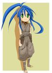  ahoge bad_id bad_pixiv_id barefoot blue_hair cosplay green_eyes highres ibuki_(street_fighter) ibuki_(street_fighter)_(cosplay) izumi_konata long_hair lucky_star mole mole_under_eye ninja parody ryon45 solo street_fighter thighs 