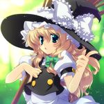  :o blonde_hair blue_eyes bow gotou_nao hair_bow hat highres jpeg_artifacts kirisame_marisa pointing solo touhou witch_hat 