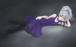  darker_than_black feet flat_chest long_hair lying pantyhose purple_skirt red_eyes skirt solo ugai_yuichi white_hair yin 