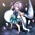  black_hairband blue_eyes bow dabadhi foreshortening hair_bow hairband highres hitodama katana konpaku_youmu konpaku_youmu_(ghost) mary_janes sheath shoes short_hair silver_hair skirt solo standing sword touhou weapon 