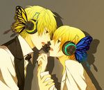  2boys blonde_hair bow bowtie butterfly durarara!! headphones heiwajima_shizuo incipient_kiss kida_masaomi male male_focus multiple_boys vest vocaloid yaoi yellow_eyes 