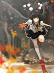  bad_id bad_pixiv_id black_hair blurry camera depth_of_field expressionless geta hat leaf looking_at_viewer nauribon shameimaru_aya solo standing standing_on_one_leg tengu-geta tokin_hat touhou wings 