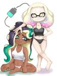  2girls aqua_eyes aqua_hair barefoot battery_indicator black_hair black_panties breasts bright_pupils cephalopod_eyes cleavage closed_mouth collarbone commentary_request crossed_legs dark-skinned_female dark_skin eyelashes full_body furrowed_brow gradient_hair hand_on_another&#039;s_head hand_on_own_hip highres long_hair looking_at_viewer marina_(splatoon) mole mole_under_mouth multicolored_hair multiple_girls navel_piercing no_headwear panties pearl_(splatoon) piercing pink_hair pink_pupils sheoknight simple_background sitting smile splatoon_(series) splatoon_2 standing star-shaped_pupils star_(symbol) symbol-shaped_pupils tentacle_hair thick_eyebrows two-tone_hair underwear white_background white_hair white_panties white_pupils yellow_eyes 