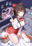  1girl absurdres arm_support bed bed_sheet black_hair blue_eyes blush bottle bow bowtie braid braided_sidelock breasts buttons cellphone chest_harness clock collared_shirt cup digital_clock drawn_heart haedungi_(shirayuki_hina) hair_bow hair_ornament hand_up harness hayo_(dydgk6664) heart heart_hair_ornament highres index_finger_raised indoors lamp large_breasts light_particles long_hair long_sleeves looking_at_viewer manga_(object) master_ball mug on_bed one-punch_man open_mouth phone photo_(object) picture_frame pillow poke_ball poke_ball_(basic) pokemon red_bow red_bowtie red_skirt saitama_(one-punch_man) seiza shirayuki_hina shirt shirt_tucked_in single_braid sitting skirt smartphone smile solo stellive teeth v-shaped_eyebrows very_long_hair virtual_youtuber white_shirt 