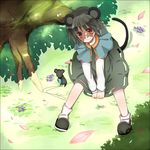  animal_ears bad_id bad_pixiv_id capelet dress grass hyouka_(rat_hut) jewelry mouse mouse_ears mouse_tail nazrin pendant sitting smile solo tail touhou tree v_arms 