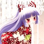  blush floral_print fujiwara_no_mokou highres japanese_clothes kimono long_hair red_eyes solo touhou white_hair yume_shokunin 