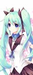  blue_eyes green_hair hair_ribbon hand_on_hip hatsune_miku hazel_(silver_vine) long_hair ribbon sailor_collar scarf smile solo twintails very_long_hair vocaloid 