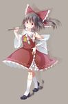  bow detached_sleeves frilled_skirt frills full_body gohei hair_bow hakurei_reimu kneehighs medium_skirt mugishima ponytail red_skirt shoes short_hair simple_background skirt skirt_set solo touhou walking wide_sleeves 