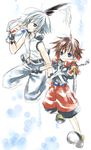  bad_id bad_pixiv_id blue_eyes brown_hair fingerless_gloves gloves green_hair jewelry keyblade kingdom_hearts male_focus multiple_boys necklace riku silver_hair sora_(kingdom_hearts) spoilers suzuki_oxox wristband 