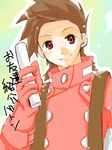  brown_eyes brown_hair buttons gloves gradient gradient_background lloyd_irving male male_focus oekaki short_hair solo tales_of_(series) tales_of_symphonia translation_request 