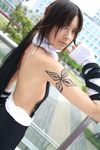  backless bleach breasts cosplay highres photo ponytail shihouin_yoruichi sideboob sleeveless tooru tooru_(cosplayer) 