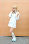  blonde_hair cosplay kipi-san kneehighs konohana_hikari konohana_hikari_(cosplay) photo school_uniform serafuku strawberry_panic strawberry_panic! 
