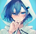  1girl blue_background blue_eyes blue_hair blush closed_mouth finger_to_mouth hair_between_eyes hair_ornament hairclip hood hood_up hoodie long_sleeves looking_at_viewer original oshio_(dayo) short_hair simple_background solo upper_body white_hoodie 