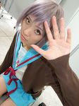  cardigan cosplay kneehighs nagato_yuki photo sailor sailor_uniform school_uniform serafuku silver_hair suzumiya_haruhi_no_yuuutsu tamaki_shuri 