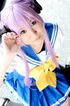  cosplay hair_ribbon hair_ribbons hiiragi_kagami hitachi_fuyuki lucky_star photo purple_hair ribbon sailor sailor_uniform school_uniform serafuku twintails 