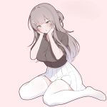  1girl black_shirt blush breasts collared_shirt commentary_request full_body green_eyes grey_hair hair_ornament hairclip hands_on_own_cheeks hands_on_own_face highres large_breasts long_hair looking_at_viewer miniskirt no_shoes open_mouth parallel_hairclips parted_bangs pink_background rapid17 shirt short_sleeves simple_background sitting skirt solo thighhighs viichan virtual_youtuber waktaverse white_skirt white_thighhighs yokozuwari 