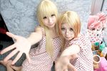  amamiya_laiko ana_coppola blonde_hair child cosplay dress glasses ichigo_mashimaro mamiya_tamaki photo sakuragi_matsuri strawberry_pattern 