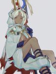  1boy ahoge ancient_egyptian ancient_egyptian_clothes arm_support baggy_pants black_bridal_gauntlets black_sandals bridal_gauntlets bright_pupils cloak commentary dark-skinned_male dark_skin fate/grand_order fate_(series) grey_background grey_eyes headpiece highres holding holding_staff hood hood_up hooded_cloak male_focus myao no_shirt pants parted_bangs sandals simple_background solo staff stomach_tattoo tattoo trap tutankhamun_(fate) tutankhamun_(first_ascension)_(fate) two-sided_cloak two-sided_fabric white_cloak white_hair white_pants white_pupils 