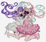  2girls akane_aoi alien_stage ankle_scrunchie aqua_hair bandana bow cosplay dress dress_bow gloves hair_bow heart highres jibaku_shounen_hanako-kun long_hair mizi_(alien_stage) mizi_(alien_stage)_(cosplay) mizi_(zombie_stage) multicolored_hair multiple_girls pink_bow pink_dress pink_hair pink_shoes purple_hair ryllychee scrunchie shoes strapless strapless_dress sua_(alien_stage) sua_(alien_stage)_(cosplay) sua_(zombie_stage) two-tone_hair very_long_hair white_bandana white_dress white_gloves white_shoes yashiro_nene zombie_stage 