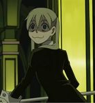  :3 cat_smile crazy longcoat looking_back maka_albarn scythe soul_eater twintails 