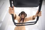  blazer chair cosplay photo sakura_yayoi school_rumble school_uniform skirt tsukamoto_tenma twin_ahoge 