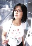  glasses highres komukai_minako photo shirt t-shirt tshirt umbrella 