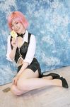  cosplay dealer highres leather midriff miniskirt pachi-slot_sengen_rio_de_carnival photo pink_hair skirt vest yun_(model) 