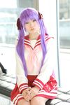  cosplay hair_ribbon hair_ribbons highres hiiragi_kagami lucky_star naito photo purple_hair ribbon sailor sailor_uniform school_uniform serafuku twintails 